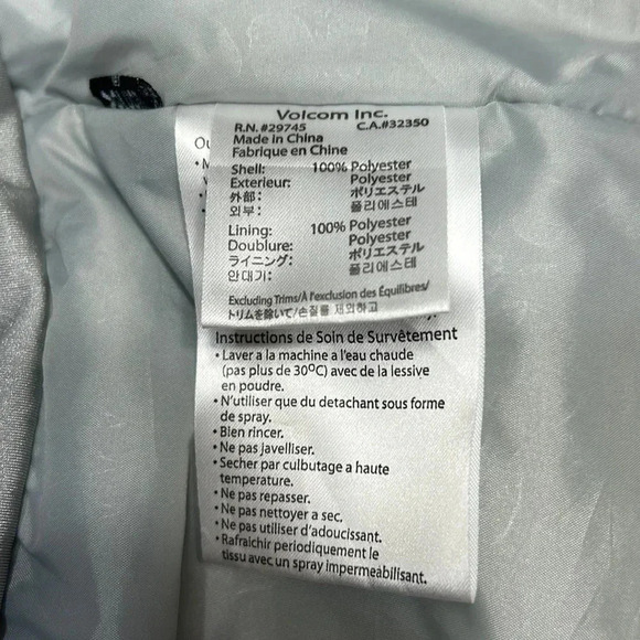 Volcom ski jacket,women Lg, snowboard ,winter,purple,multicolor, great pre own - Picture 9 of 16